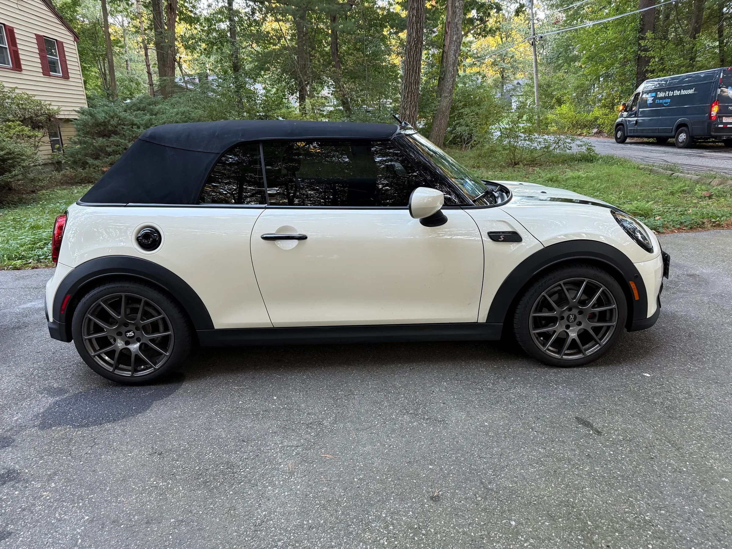 Unknown, a 2022 Convertible