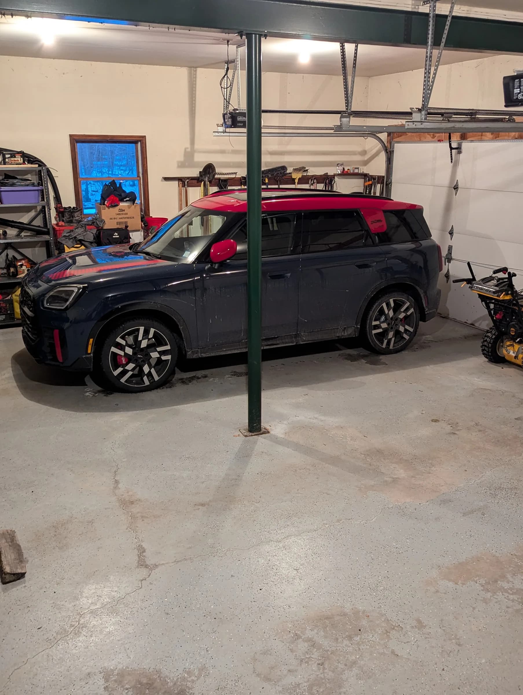 MINIBELLA, a 2025 Countryman